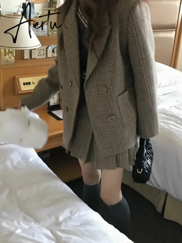 Aiertu 2 Piece Sets Women Outfits Autumn Winter Elegant Sweet Woolen Blazer High Waist Pleated Skirt Suit Korean Vintage Temperament
