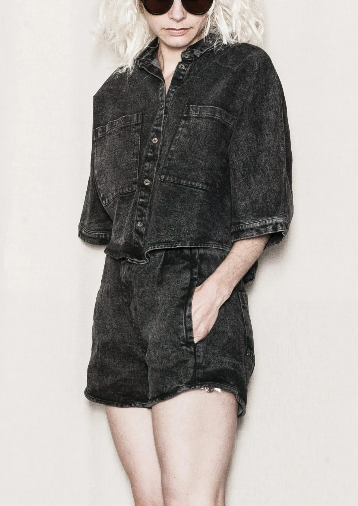 HIP SUMMER SHORTS - DENIM washed black