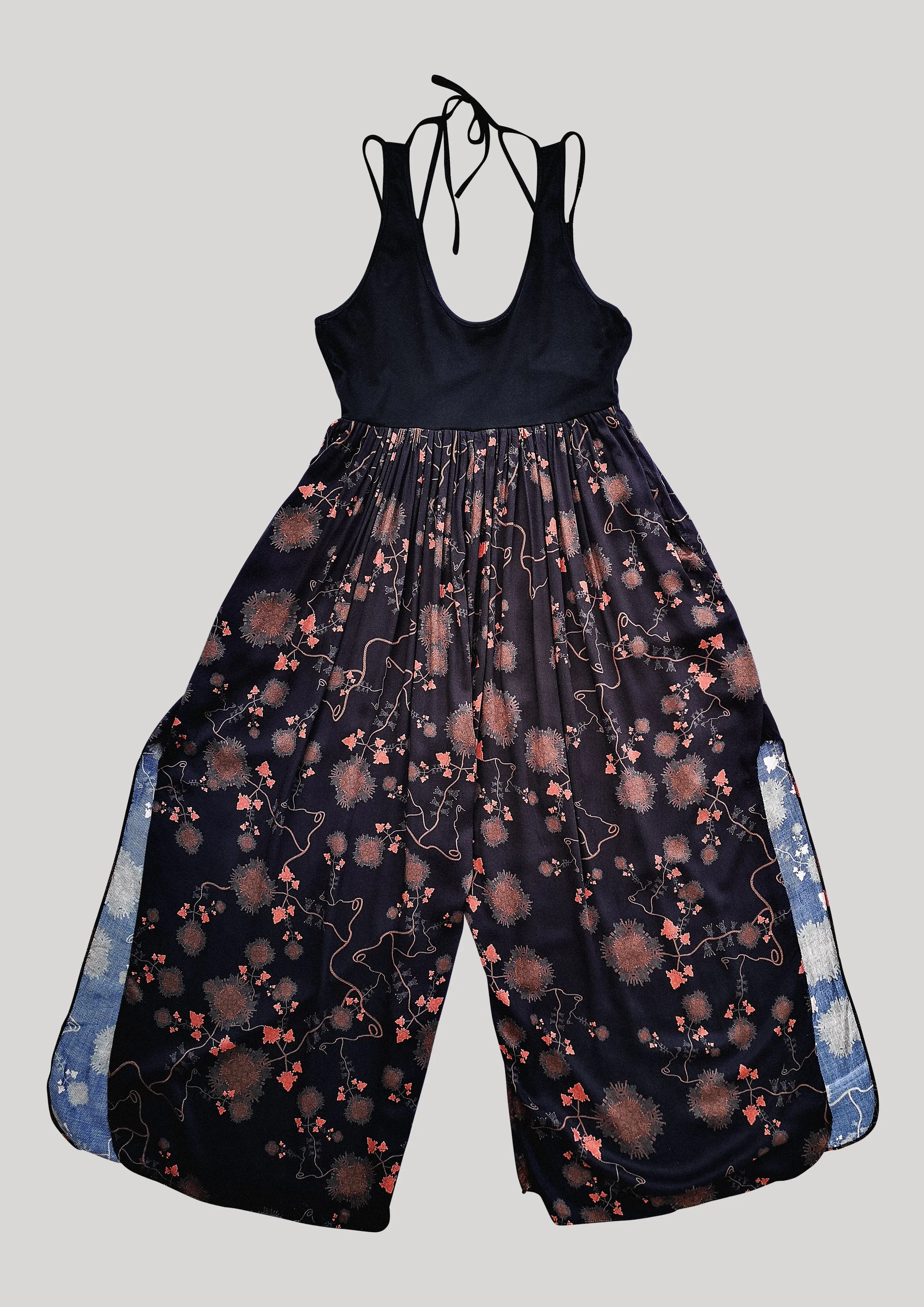 JUMPSUIT WIDE LEGS  - RAYON print rust/black