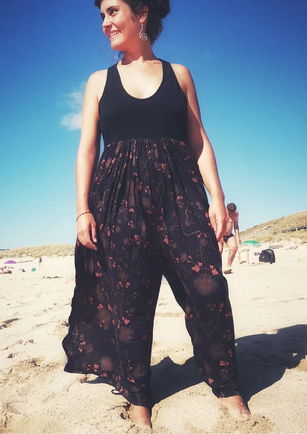 JUMPSUIT WIDE LEGS  - RAYON print rust/black