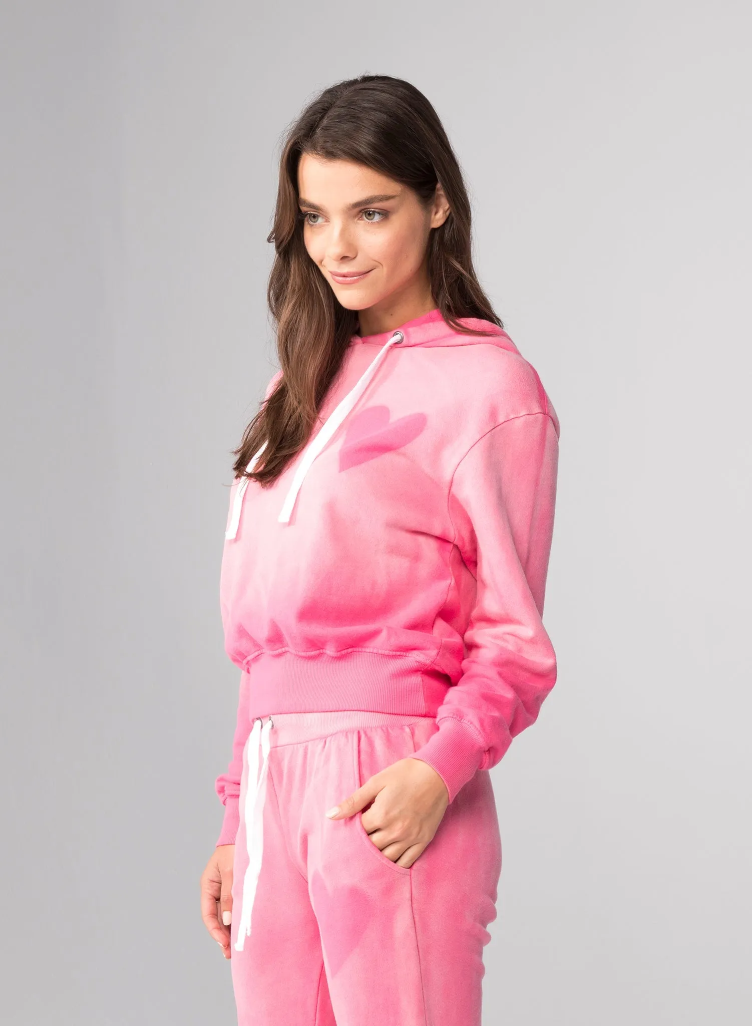 STENCIL HEART - Crop Pullover Hoodie