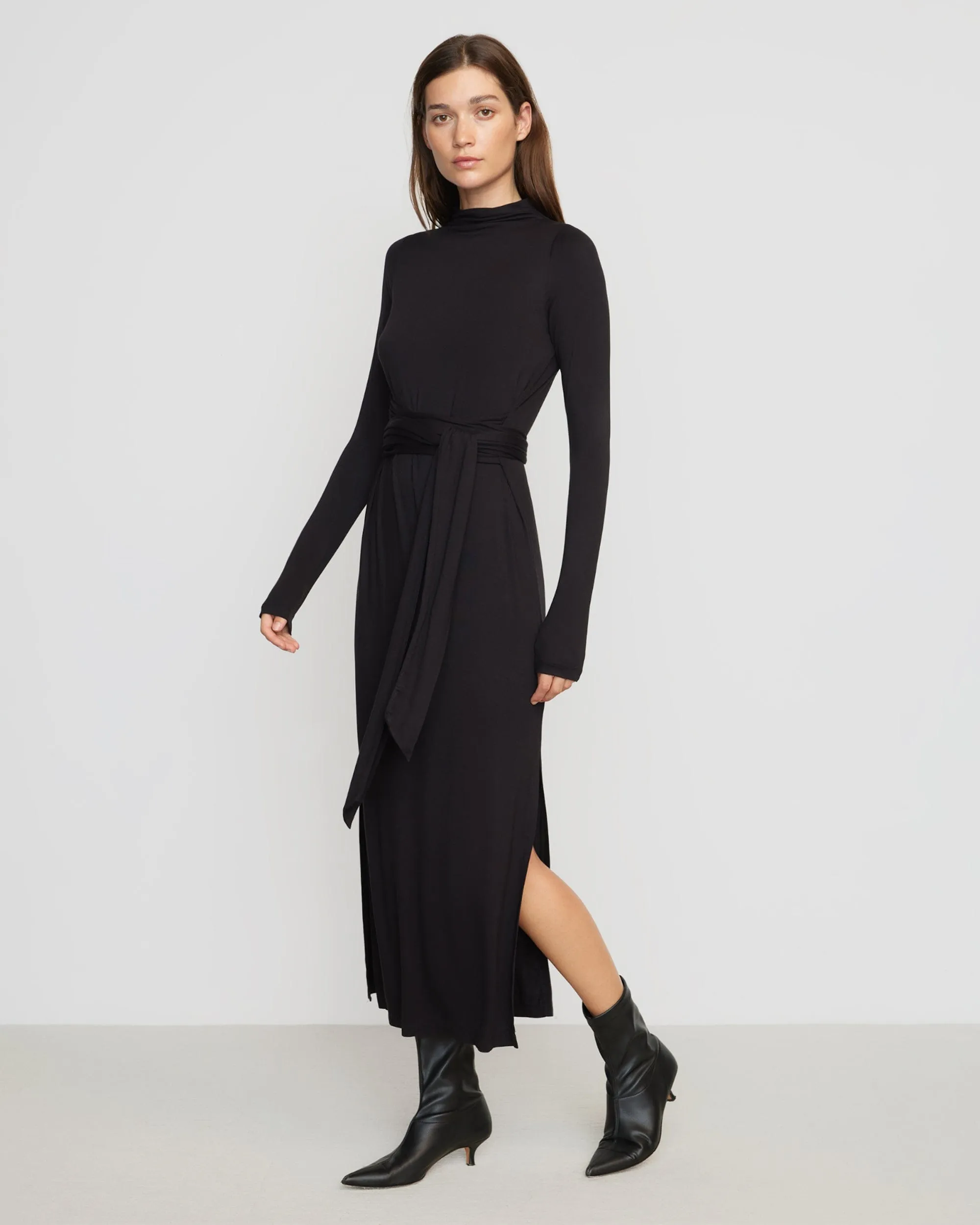Vero Tie-Front Long-Sleeve Dress